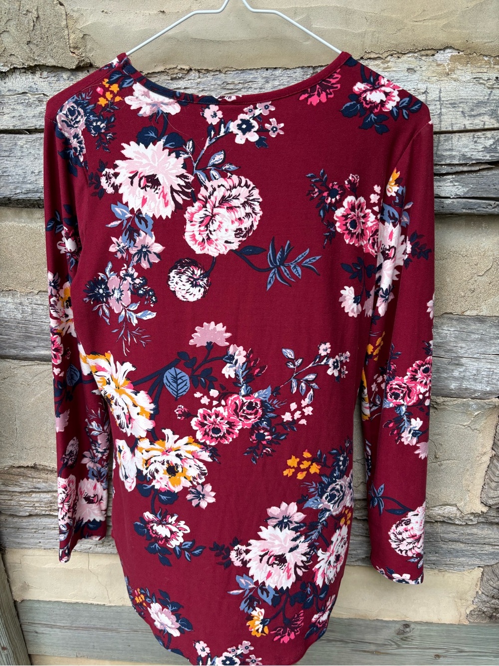 No Boundaries Women’s Burgundy Floral Crisscross Long-Sleeve Top Size L (11-13) - Picture 2 of 7